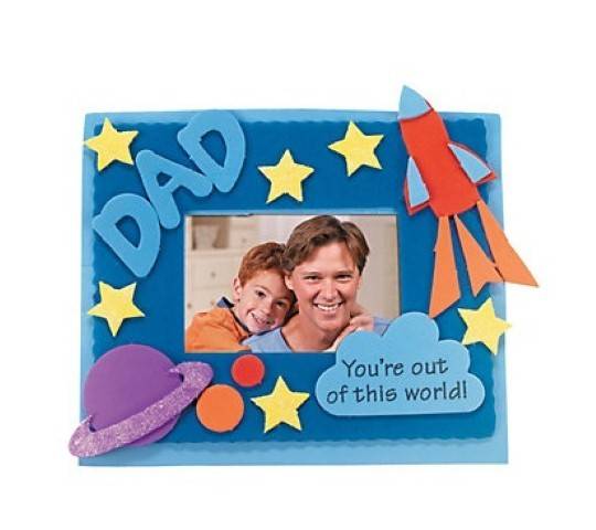 "Dad" Picture Frame Magnet Craft Kit -12 Project Pack
