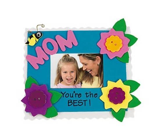 "Mom" Picture Frame Magnet Craft Kit -12 Project Pack