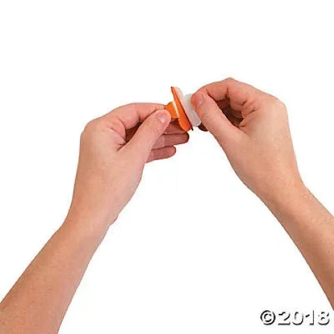 Foam Self-Adhesive Shapes 500/pkg - Glittering Flower Shapes