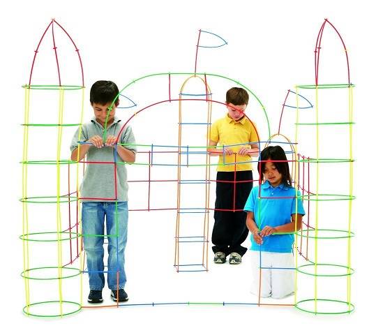 Roylco, Straws & Connectors - 705 Piece Set, R6090