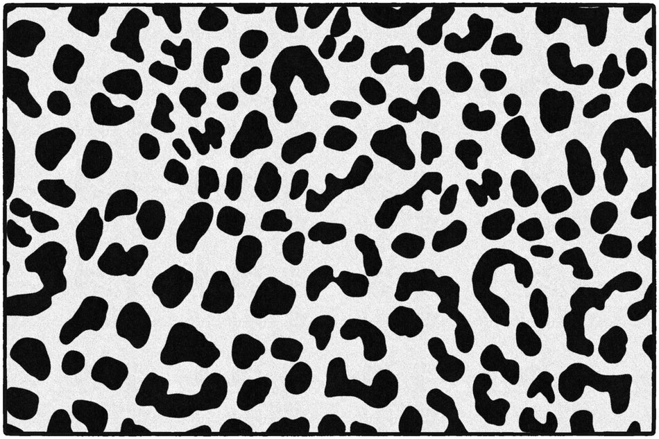 BLACK ON WHITE LEOPARD RECTANGLE CARPETS 5' X 7'6"