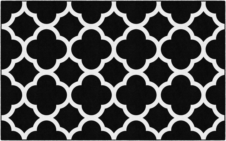 BLACK & WHITE QUATREFOIL RECTANGLE CARPETS 7'6" X 12'