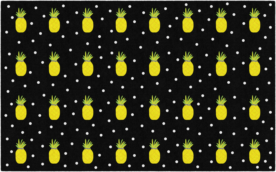 PINEAPPLE BLACK AND WHITE CRISS CROSS APPLESAUCE RECTANGLE CARPETS 7'6" X 12'