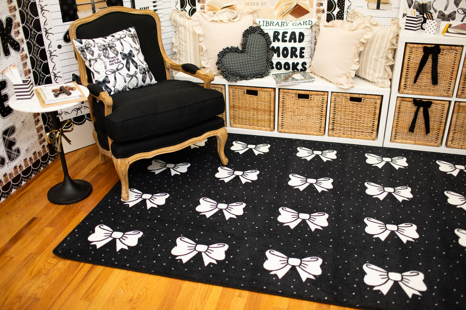 BLACK AND WHITE BOW SIT SPOTS RECTANGLE CARPETS 5' X 7'6"
