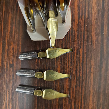 Hunt Speedball Lettering Pens Box of 12 D-3 Pen Ink Nibs #3033