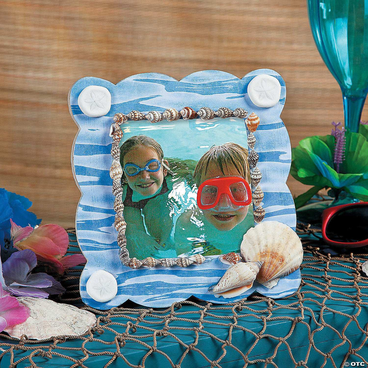 Unfinished Wood Scallop Square Frames, 5-7/8" x 5-7/8" - 12/Pkg. (13643)