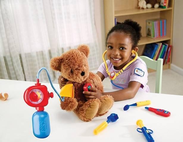 Learning Resources Pretend & Play Doctor Set, LER9048