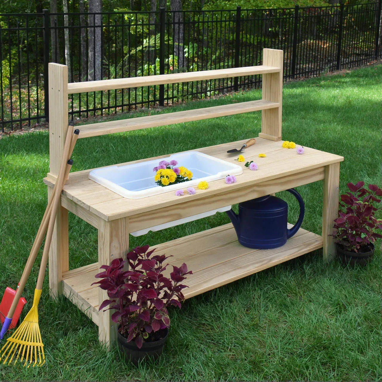Hutch for Outdoor Farmhouse Sink