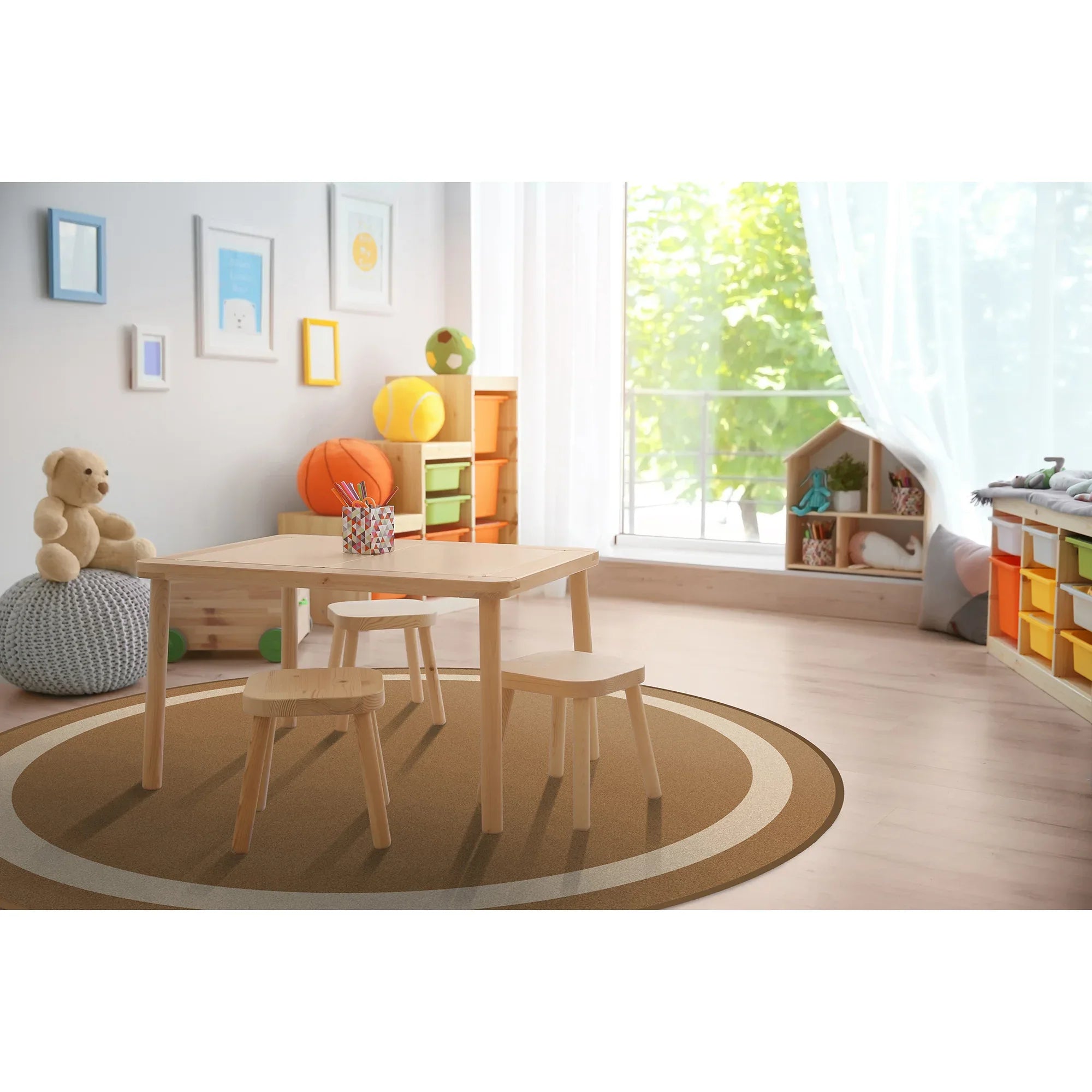 Portrait 13'2" Round area rug in color Mocha