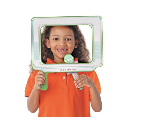 Roylco Tell A Story TV Set