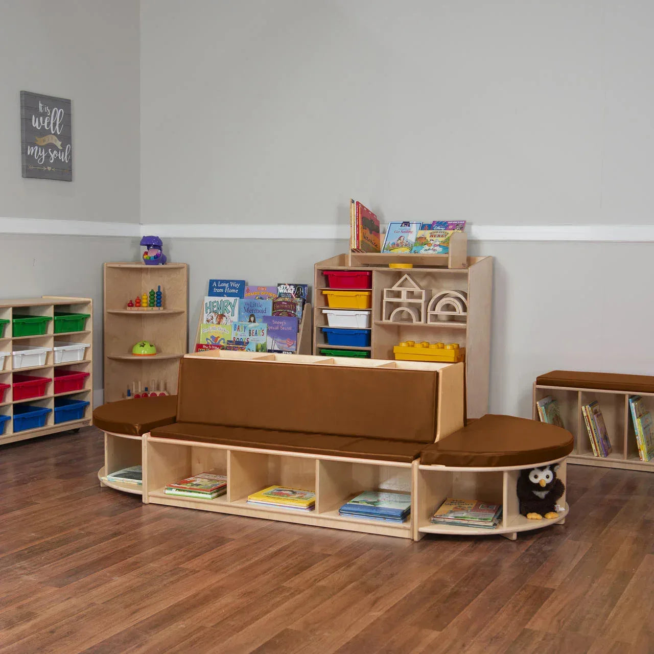 Read-A-Round Double-Sided Bench Package with Brown Cushions