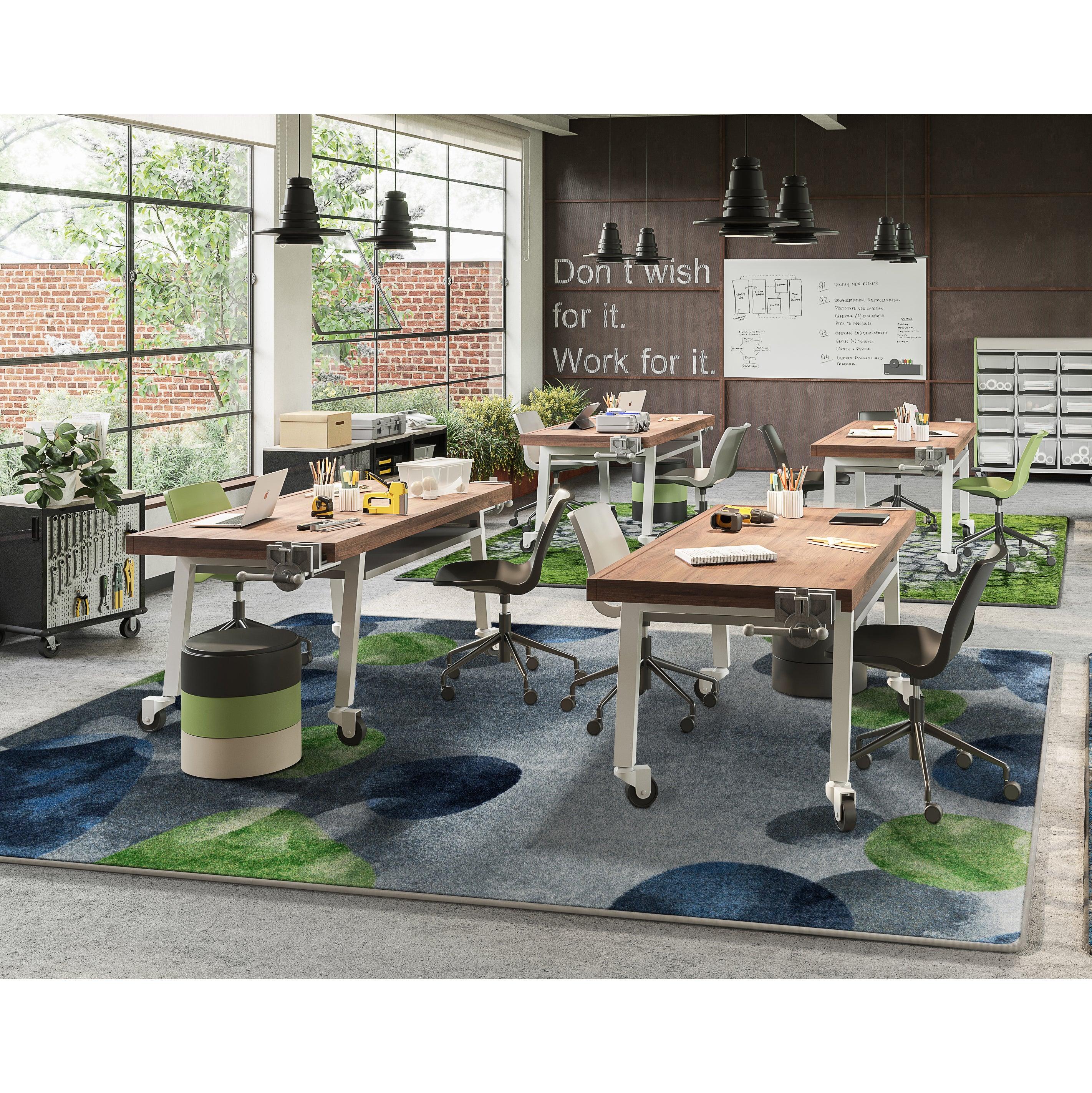 Riverstone 5'4" x 7'8" area rug in color Gray