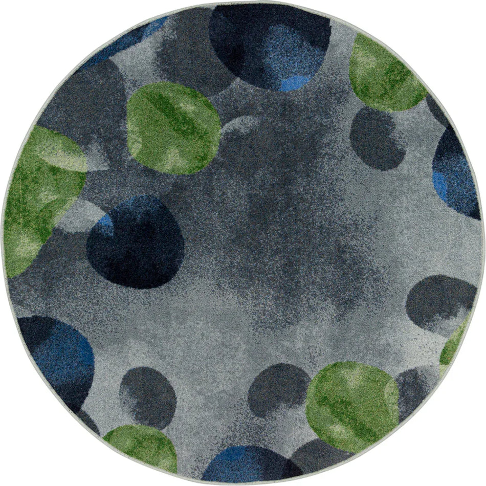 Riverstone 7'7" Round area rug in color Gray