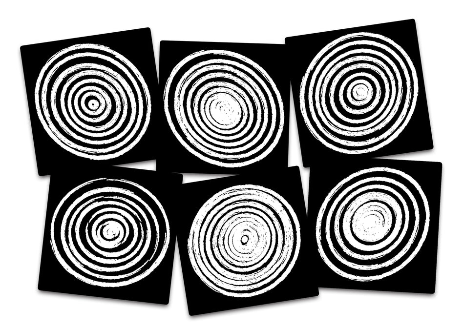 CIRCLES BLACK AND WHITE (SET OF 6) SQUARE CARPETS 15" X 15"