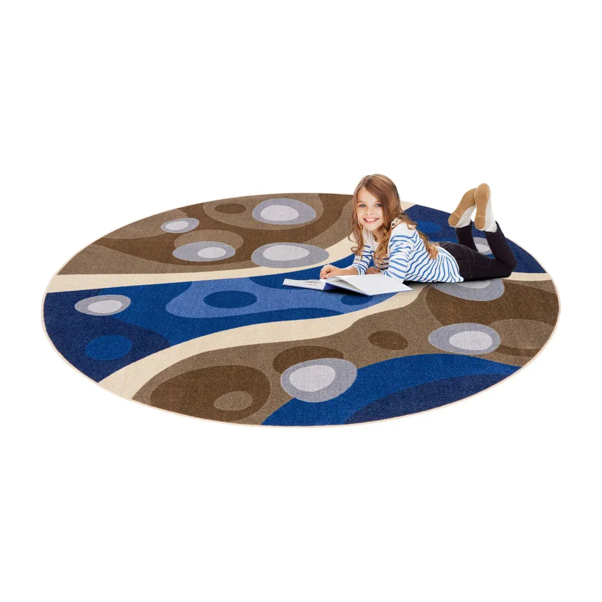 Serenity Brook 7'7" Round area rug in color Multi