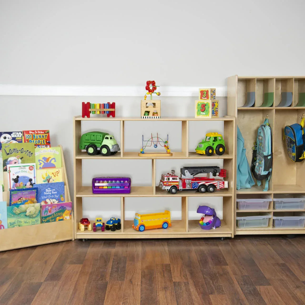 Single Storage, 38"H with Acrylic Back